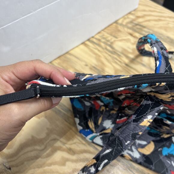 Vera Bradley X- Large Zip TOTE SPLASH FLORAL Shoulder Bag Trolly Slip Carry On - Picture 7 of 16